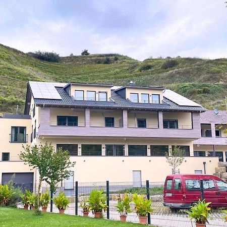 Апартаменты Weingut & Strausswirtschaft Vogel Фогтсбург Экстерьер фото